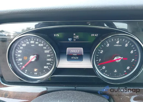 2017 Mercedes-Benz E 300 из США, поврежденный, VIN WDDZF4JB1HA096987